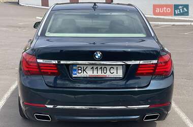 Седан BMW 7 Series 2013 в Ровно