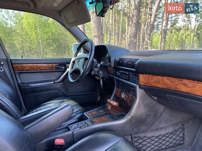 Седан BMW 7 Series 1993 в Киеве