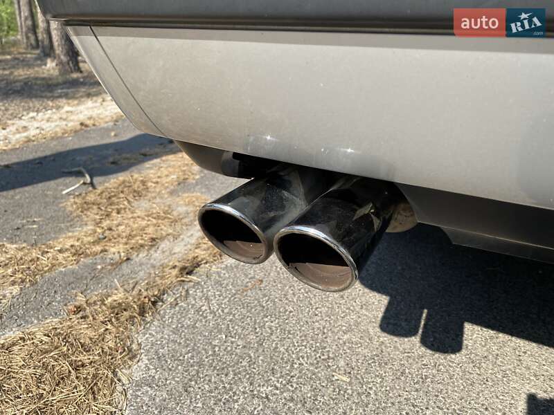 Седан BMW 7 Series 1993 в Киеве