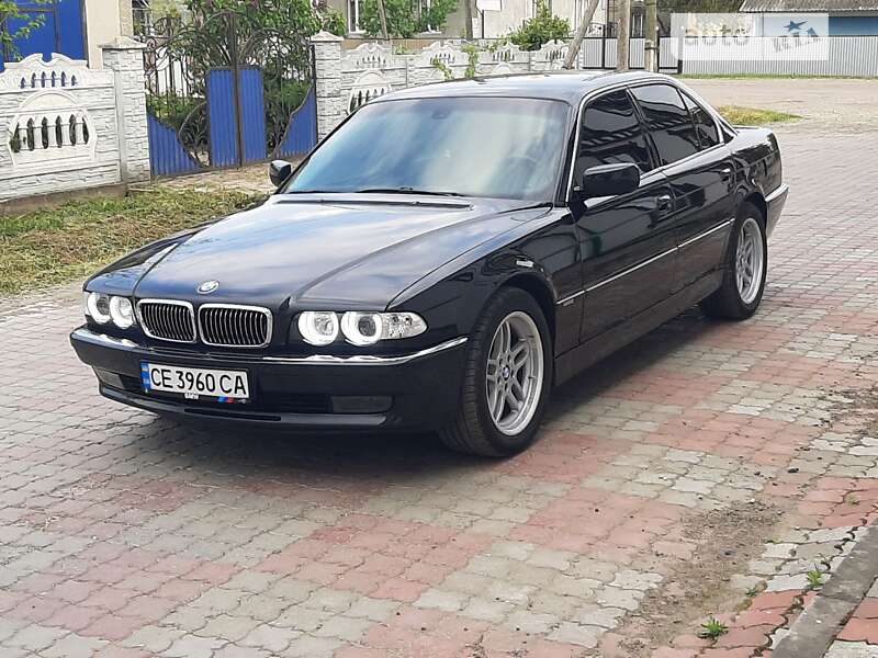 Седан BMW 7 Series 2000 в 