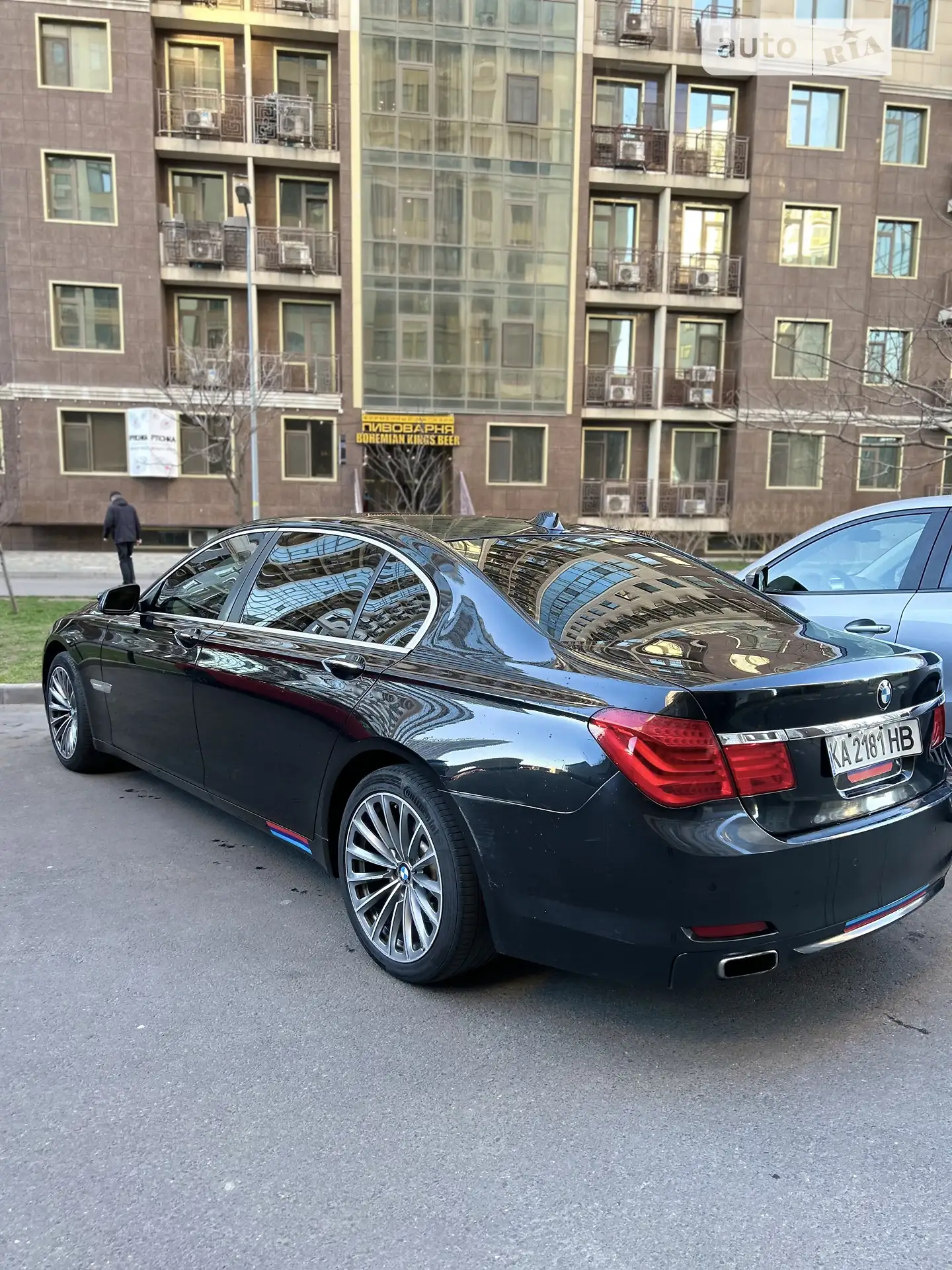 2012 BMW 7er - мініатюра 2