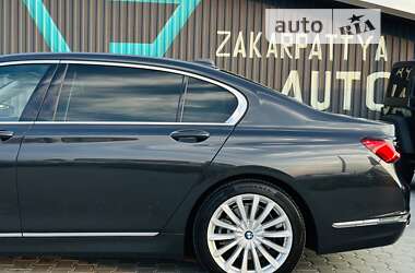 Седан BMW 7 Series 2020 в Мукачевому