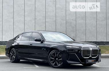 Седан BMW 7 Series 2023 в 