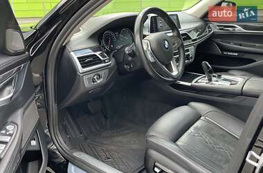 Седан BMW 7 Series 2017 в 