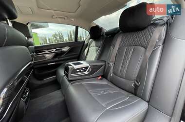 Седан BMW 7 Series 2017 в 