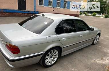 Седан BMW 7 Series 2000 в Києві