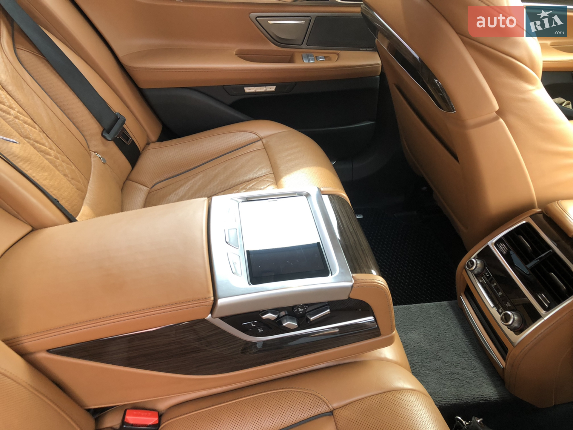 2015 BMW 7er - мініатюра 10