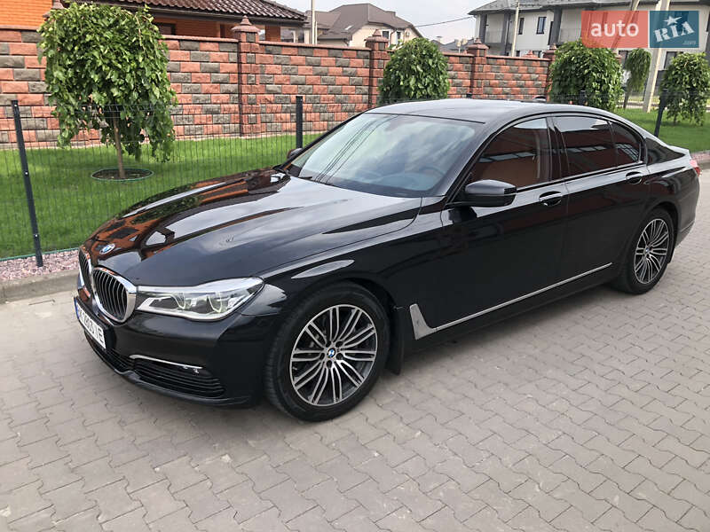 Седан BMW 7 Series 2015 в Рівному