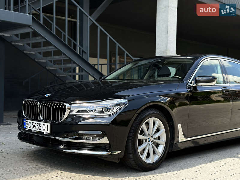 Седан BMW 7 Series 2018 в Львове