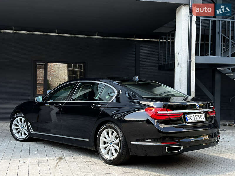 Седан BMW 7 Series 2018 в Львове