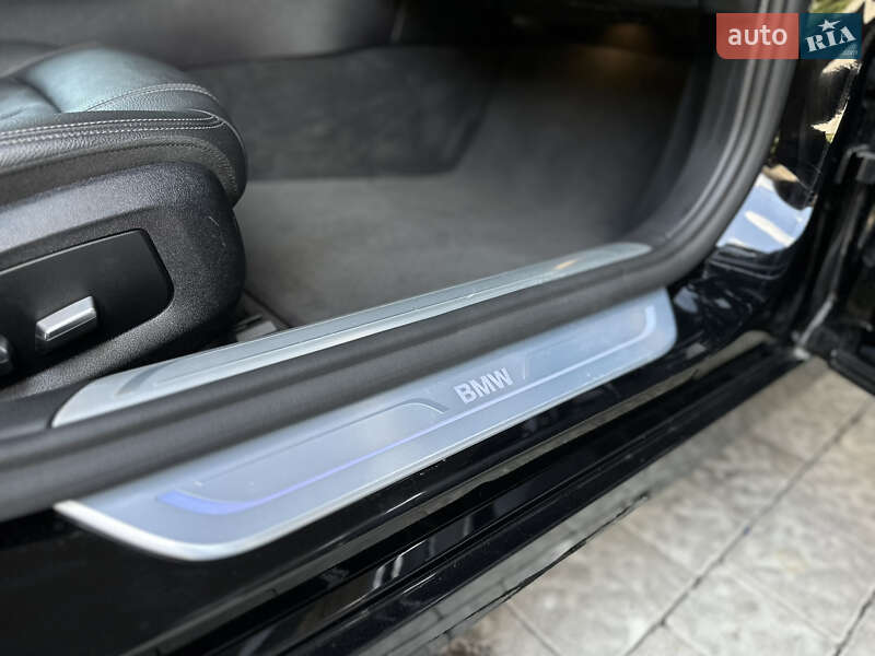 Седан BMW 7 Series 2018 в Львове