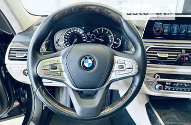 Седан BMW 7 Series 2017 в 