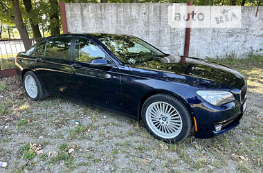 Седан BMW 7 Series 2013 в Умани