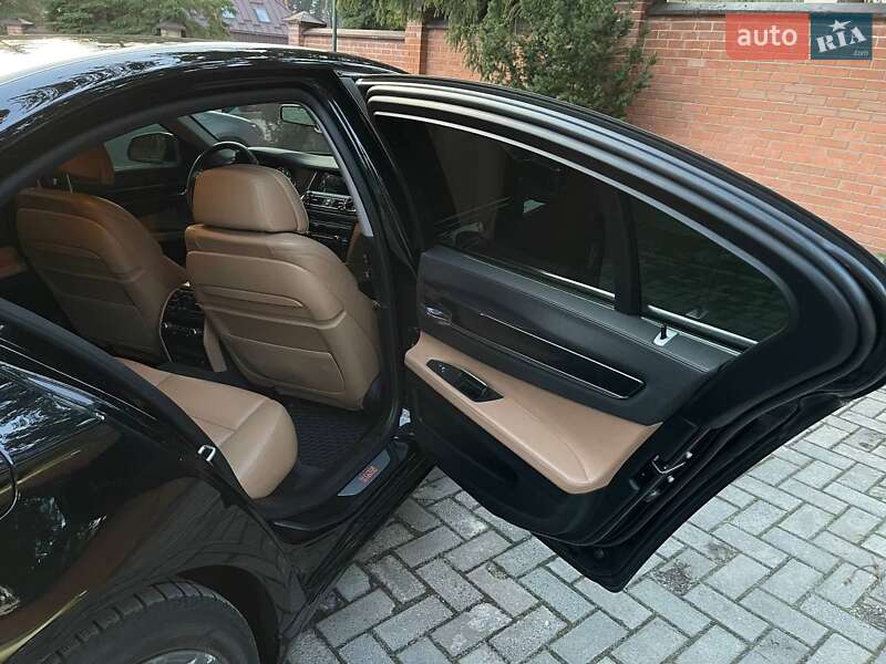 Седан BMW 7 Series 2014 в Львове фото 7 Седан BMW 7 Series 2014 в Львове