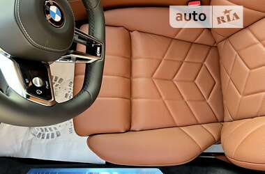 Седан BMW 7 Series 2023 в Киеве