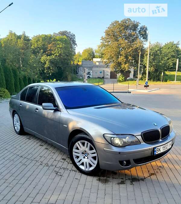BMW 7 Series 2005