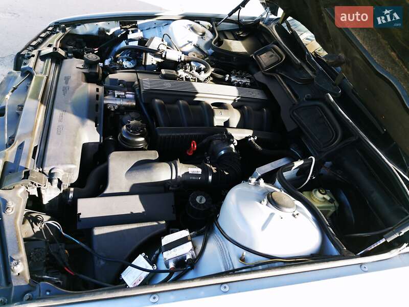 Седан BMW 7 Series 1997 в Бориславі