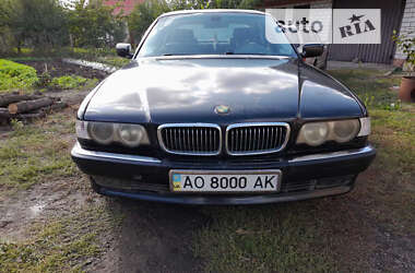 Седан BMW 7 Series 2001 в Пирятині