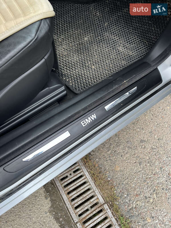 Седан BMW 7 Series 2004 в Самборі