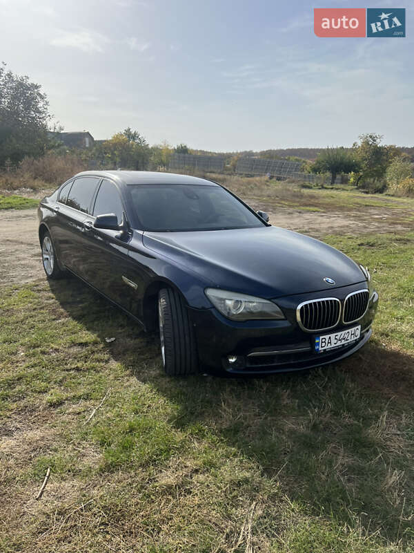 Седан BMW 7 Series 2010 в Кропивницком фото 9 Седан BMW 7 Series 2010 в Кропивницком