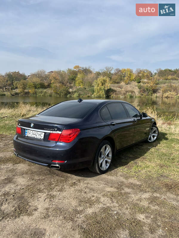 Седан BMW 7 Series 2010 в Кропивницком фото 11 Седан BMW 7 Series 2010 в Кропивницком
