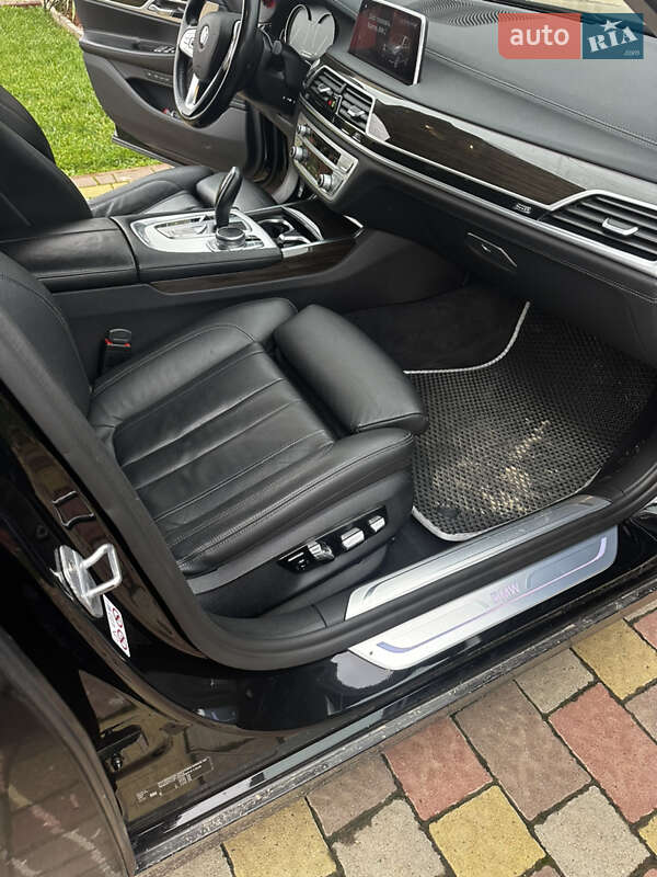 Седан BMW 7 Series 2018 в Ужгороде фото 15 Седан BMW 7 Series 2018 в Ужгороде