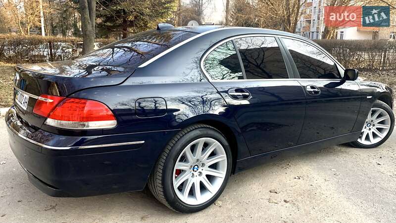 Седан BMW 7 Series 2005 в Тернополі