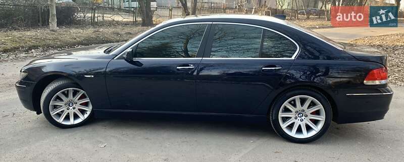 Седан BMW 7 Series 2005 в Тернополі