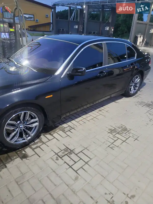 BMW 7 Series 2001