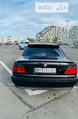 Седан BMW 7 Series 1999 в Килии