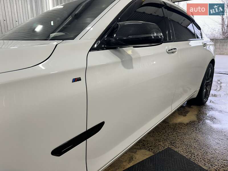 Седан BMW 7 Series 2012 в Кривому Розі