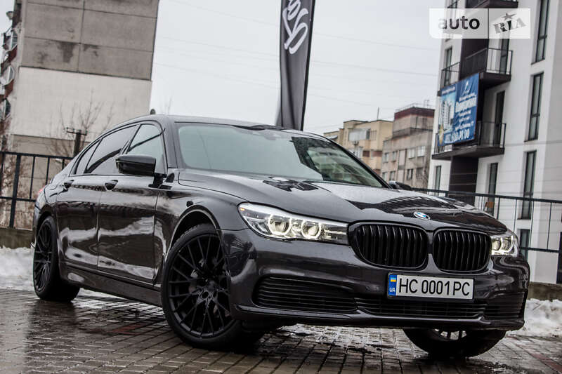 Седан BMW 7 Series 2018 в Львові