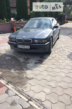 Седан BMW 7 Series 2000 в Чернівцях