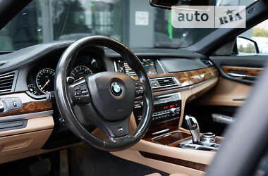 Седан BMW 7 Series 2014 в Львові