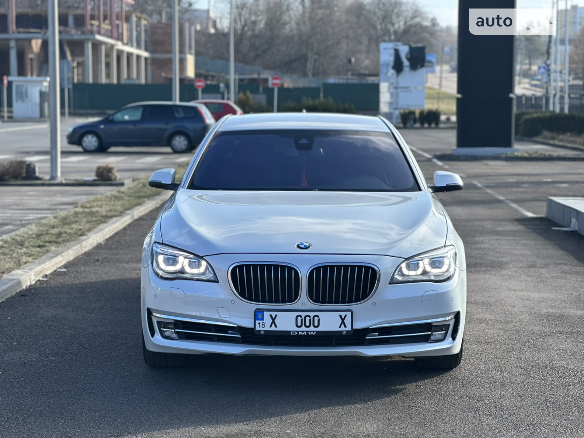 2012 BMW 7er - мініатюра 6