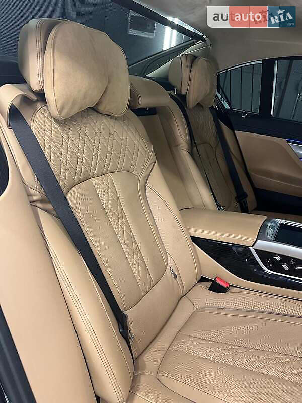 Седан BMW 7 Series 2017 в Одессе