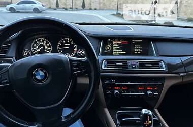 Седан BMW 7 Series 2013 в Измаиле