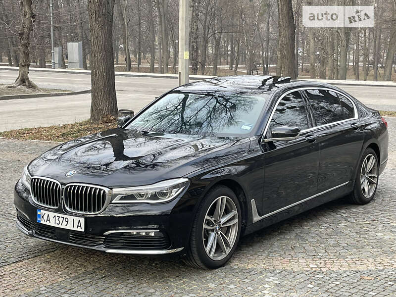 Седан BMW 7 Series 2016 в Киеве