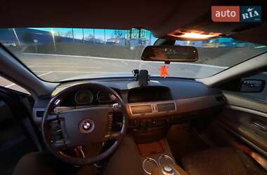 Седан BMW 7 Series 2003 в Черноморске