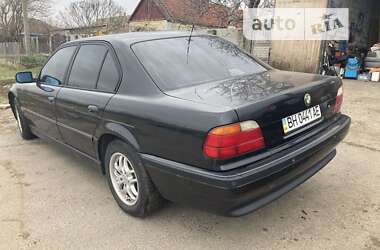 Седан BMW 7 Series 1996 в Южному