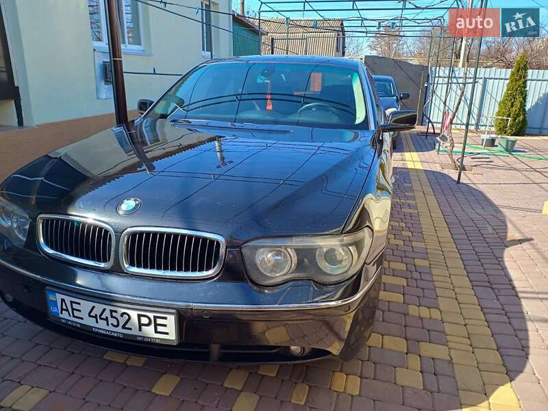 Седан BMW 7 Series 2003 в Первомайске