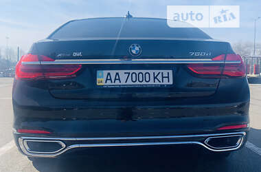 Седан BMW 7 Series 2017 в 