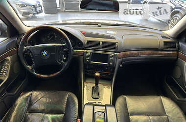 Седан BMW 7 Series 2001 в Чернівцях