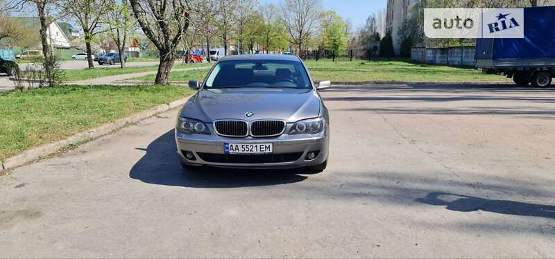 Седан BMW 7 Series 2005 в Киеве