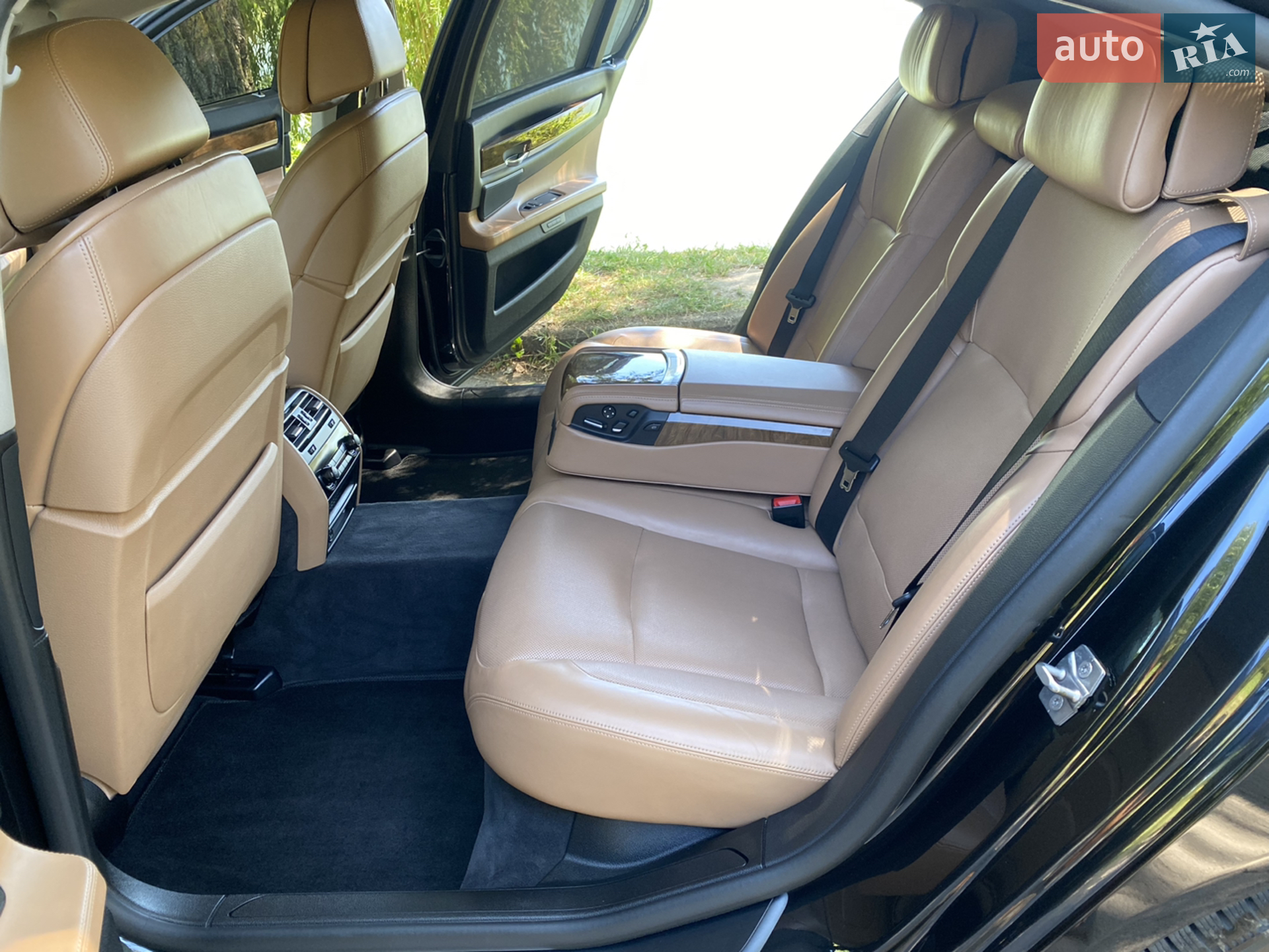 2011 BMW 7er - мініатюра 25