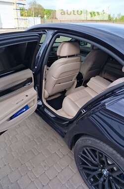 Седан BMW 7 Series 2014 в Умани