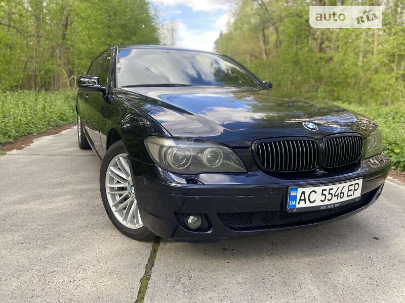 Седан BMW 7 Series 2004 в Ковеле