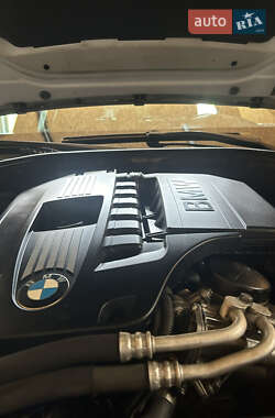 Седан BMW 7 Series 2011 в 