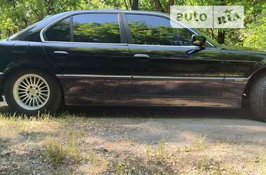 Седан BMW 7 Series 1998 в Запорожье