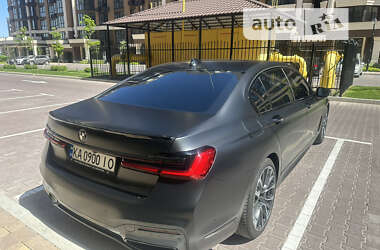 Седан BMW 7 Series 2020 в Киеве